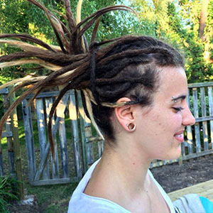 Jimbo dreads MTL happy dreadlock client got dreadlocks in Montreal.